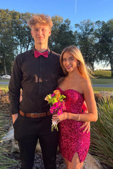 Vestido corto ajustado de lentejuelas brillantes sin tirantes para fiesta de bienvenida