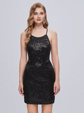 Robe de bal courte à paillettes noires et bretelles spaghetti lacée