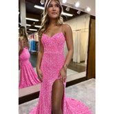 Vestido de noche largo con escote en forma de corazón, tirantes finos y lentejuelas, con abertura