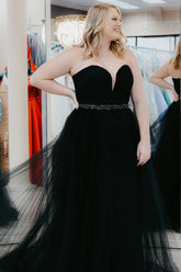 A Line Sweetheart Black Plus Size Prom Dress with Beading
