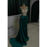 Robe de bal de fin d'année sirène/trompette, col en V, manches courtes, froncée, strass