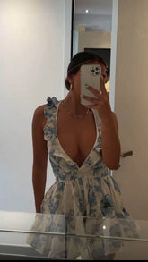 Robe courte trapèze à col en V et imprimé floral bleu, idéale pour les fêtes de fin d'année ou la plage (Y429)