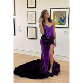 Vestido de fiesta de noche con escote en V, sin mangas, abertura lateral y apliques, corte trompeta/sirena