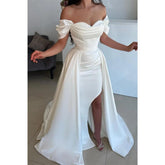 Vestido de noche formal de sirena con escote corazón, mangas cortas, satén plisado y falda desmontable