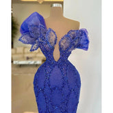 Vestido de noche largo azul con hombros descubiertos, bordado de cuentas, ilusión floral