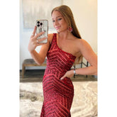 Robe de bal bordeaux unique à une épaule et paillettes