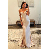 Robe de bal de fin d'année classique élégante en satin, coupe sirène, épaules dénudées, manches courtes