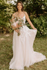 A-Line Spaghetti Straps Tulle Rustic Wedding Dress With Appliques WD656