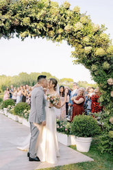 Robe de mariée simple, coupe trapèze, col carré, style modeste WD745