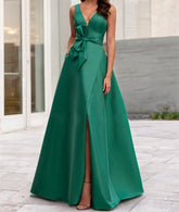 A-Line/Princess V-Neck Sleeveless Mother Of The Bride Dresses With Split Side