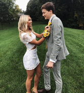 Precioso vestido blanco de encaje para fiesta de bienvenida. Vestido blanco de cóctel Y2237