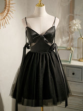 Robe de bal courte noire sexy sans manches ornée de perles