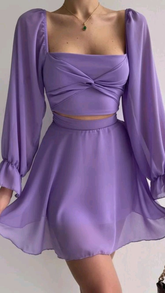 Robe de bal violette en mousseline à encolure carrée Y2885