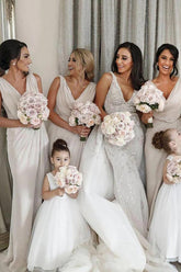 Chiffon Sheath V-neck Sleeveless Bridesmaid Dresses with Side Slit