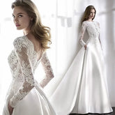 Elegant White Wedding Dress Italian Vintage Backless Applique Lace Long Sleeve Pocket Floor-Length Bridal Gown Vestidos De Novia