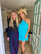 Vestido azul de fiesta de varias capas con escote halter Y2768