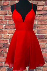 Vestido corto rojo de gasa con tirantes y corte en A para baile de bienvenida