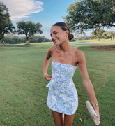 Vestido corto de fiesta de verano sin tirantes con estampado floral azul Y2646