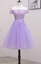 Robe de bal de promo violet clair en dentelle et tulle, épaules dénudées, S11189