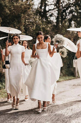 Robe de mariée blanche sobre en satin, coupe trapèze, col carré, WD737