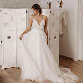 Sexy Off Shoulder Sleeveless Mopping Wedding Dresses Spaghetti Straps V-Neck Simple White Backless Pleat Princess Bride Gowns