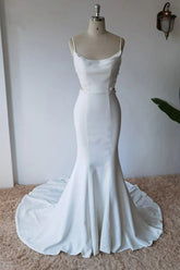 Vestido de novia sencillo de satén corte sirena con tirantes finos WD672