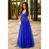 Robe de bal élégante et luxueuse, coupe trapèze, col en V, bretelles croisées, dos nu