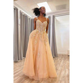 Robe de bal trapèze sans manches avec bretelles et appliques en tulle et fermeture éclair