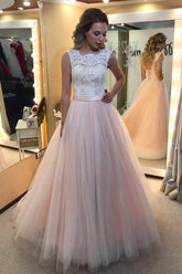 A-line Tulle Sweep Train Wedding Dress With Lace Applique WD180