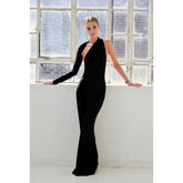 Robe de soirée fourreau asymétrique à manches longues et col licou