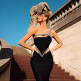 Elegante vestido de fiesta con espalda descubierta y cierre de cordones para eventos