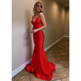 Vestido de fiesta rojo con escote en V y tirantes finos, estilo sirena, sexy, para noche formal.