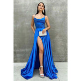 Robe de bal simple fendue en satin bleu chic avec poches