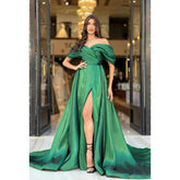 Vestido formal de fiesta clásico y atemporal con hombros descubiertos, drapeado y cuentas, corte A, con escote en V