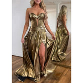 Robe de soirée empire sans manches et bustier avec fente latérale