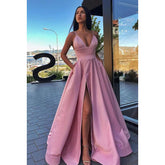 Vestido de noche largo de satén con tirantes finos y escote en V para graduación