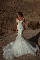 Elegant Long Meramid Sweetheart Backless Tulle Wedding Dress with Appliques Lace