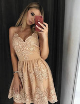Elegant Short A-Line Sweetheart Appliques Lace Prom Dress