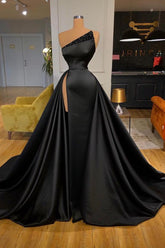 Robe de bal noire glamour longue fendue, ornée de perles, en solde