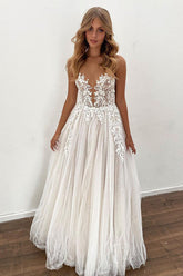 Gorgeous Long A-line Tulle Appliques Lace Wedding Dress