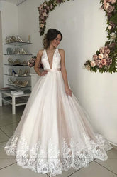 Precioso vestido de novia de tul sin mangas con escote en V, modelo WD306