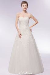 Sweetheart Strapless A-line Long Lace Tulle Wedding Dresses