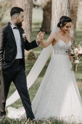 Vintage Spaghetti Strap Sleeveless A-Line Floor-Length Tulle Wedding Dresses with Beading