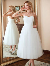 White Short A-line Sweetheart Tulle Tea Length Wedding Dresses