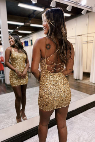 Vestido de fiesta dorado brillante ajustado con tirantes finos, lentejuelas y espalda con cordones