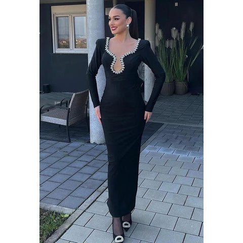 Robe de soirée fourreau élégante et luxueuse à manches longues et col en V avec strass