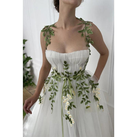 Robe de bal longue à bretelles spaghetti et appliques chics pour femme 