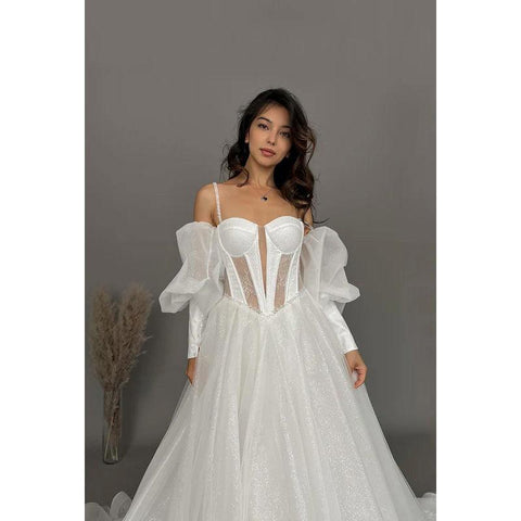 Vestido de fiesta largo de tul con cuentas y encaje con tirantes finos y escote en forma de A 