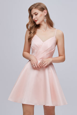 Vestidos cortos de fiesta rosas con escote en V, tirantes finos, corte en A y cordones.