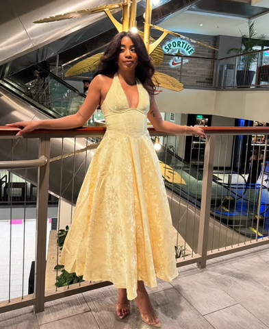 Robe de soirée sexy dos nu à décolleté plongeant en V, jaune satin imprimé, robe de bal Y8249